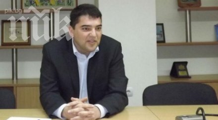 хил заплата взима шефът общинския съвет димитровград