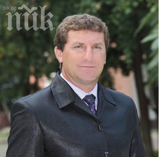 Отстраниха кмета на Септември, негов авер нарече магистратите смешници