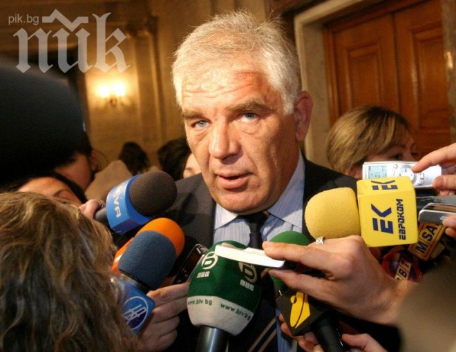 Легия Антимафия пред ПИК: Да смениш Танов с Борисов, е все едно да махнеш Цветанов и да сложиш на мястото му Флоров