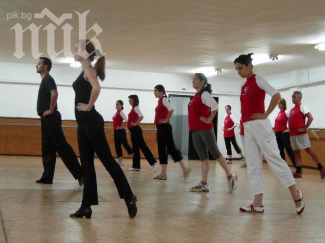 Български танцьорки посетиха Европарламента