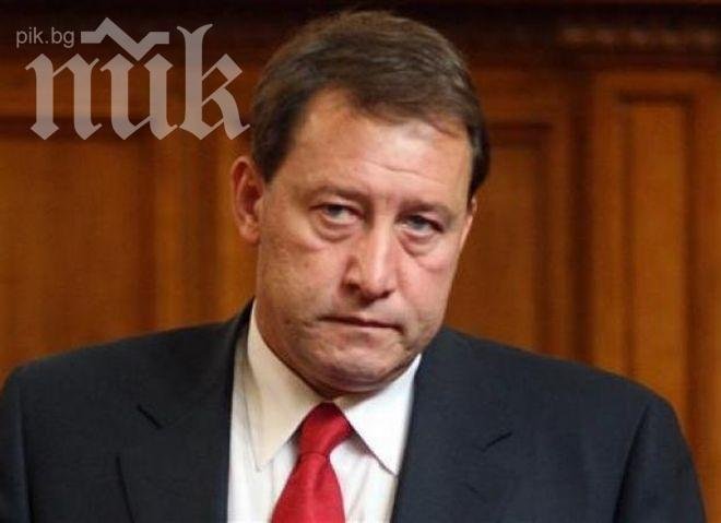 Военният министър Ангел Найденов: Правителството няма да подава оставка