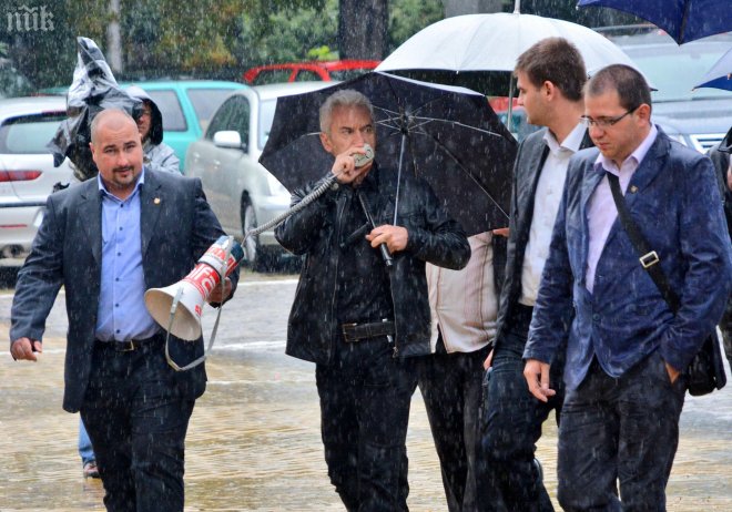 Сидеров подканя Цветлин Йовчев да арестува наред