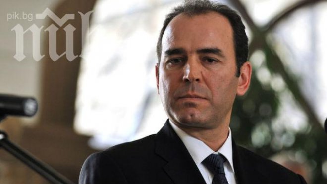 Шефът на БНБ: Банките да внимават с понижаването на лихвите по кредити