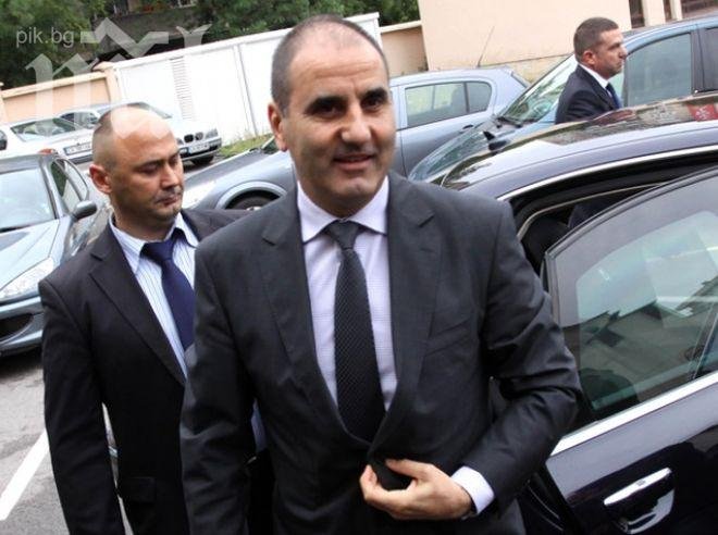 Само в ПИК! Обвиняват Цветан Цветанов в петък