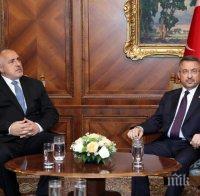 ПЪРВО В ПИК TV: В Букурещ е горещо - втори час Борисов разговаря с вицето на Ердоган