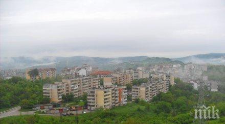 велико търново хил лева купува двустаен