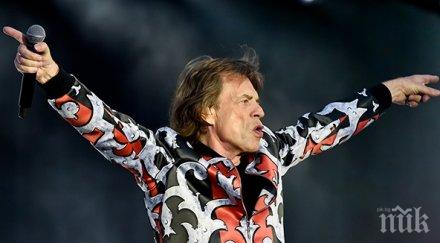 оперират сърце рок легендата мик джагър