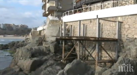 поредно безобразие ресторант вдигна тераса скалите стария созопол