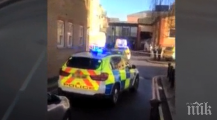 кърваво нападение лондон наръгаха трима души издирват чернокож мъж