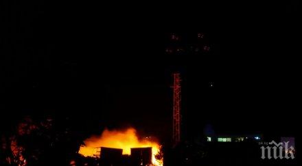 два тир изгоряха стопански двор