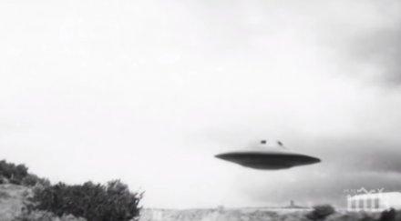 ново летящите чинии идват планети епохи видео