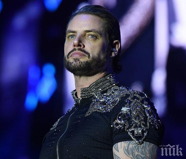 Лекари от Тайланд спасяват Кийт Дъфи от „Бойзоун“