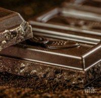 СЛАДЪК ЛЕК: Черният шоколад сваля кръвното