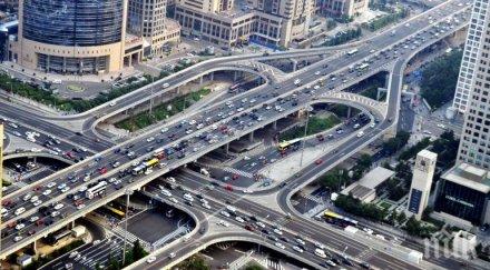 българинът падна мост пекин възстановява