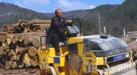 челен опит кметът смилян яхна валяк сам запълва дупките улиците