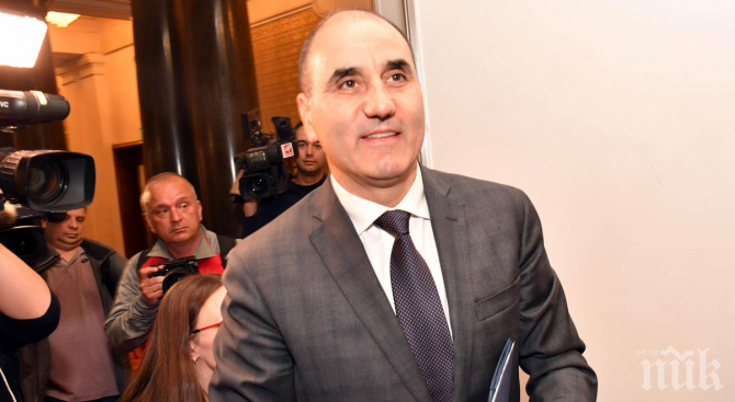 Цветанов поздрави столичани за празника на София