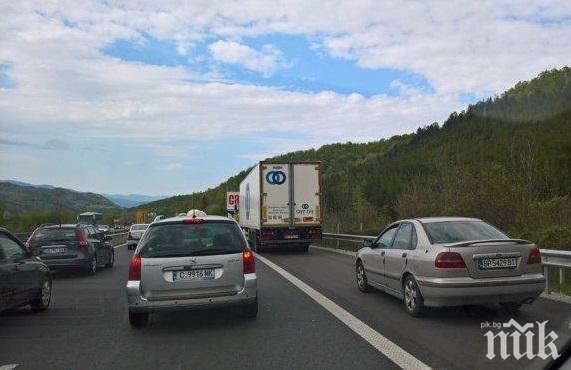 ВНИМАНИЕ, ШОФЬОРИ: АПИ въвежда временна организация на движението през почивните дни