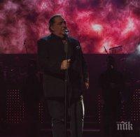 Василис Карас идва отново в 