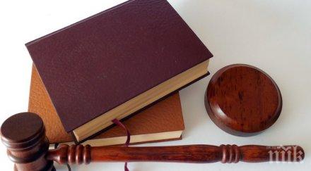 близо 600 кандидати премериха сили младши съдии окръжните съдилища