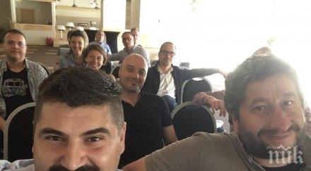 шокиращи разкрития издирват главния секретар дсб имотни измами сменил фамилията