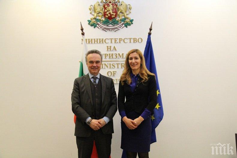 Ангелкова поиска сътрудничество с Италия в туризма
