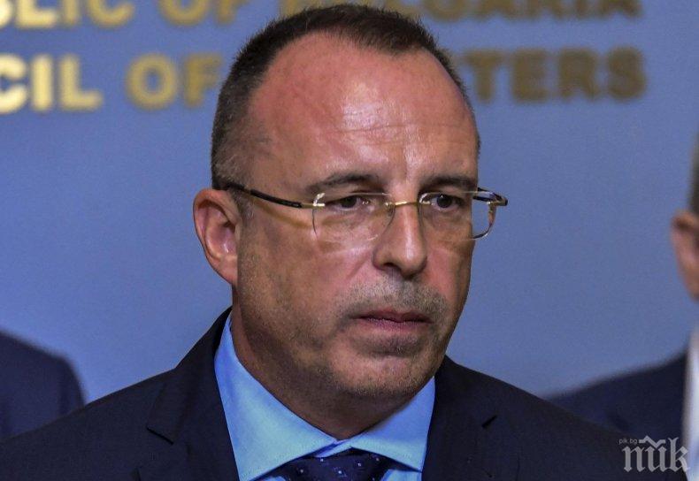 Порожанов не вижда основание да подава оставка