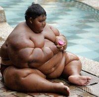 РЕКОРД: Най-дебелото момче в света отслабна със 100 килограма (СНИМКИ)