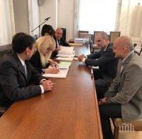 Цветанов се похвали: ГЕРБ първа регистрира листата си за евроизборите в ЦИК