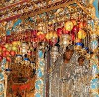 мистичен ден почитаме уникален ритуал чудотворна икона света богородица