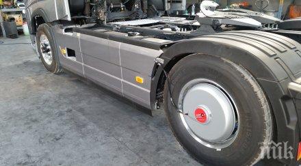 българин откри технология спуканата гума самолета премиера борисов