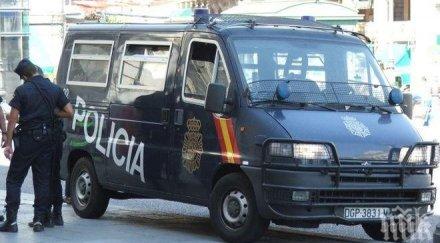 испанци спипаха бивш шпионин уго чавес