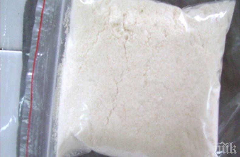 НАРКОТИЦИ В МОРЕТО: Сак с кокаин изплува край Тюленово