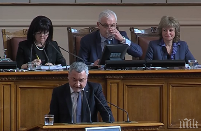 Конституционният съд отмени поправките Симеонов върху квартирите