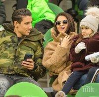 ГОРЕЩО: Бременна футболна съпруга лъсна гола - половинката на Мишо Александров позира в стил Деми Мур (СНИМКА)