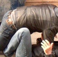 тийнейджъри пребиха мъж кръчма