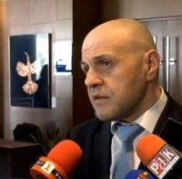 РАЗТЪРСВАЩА ИЗПОВЕД: Томислав Дончев изля чувствата си за Габрово! Ето какво написа за крясъците 