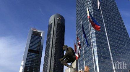бомбена заплаха евакуираха небостъргач мадрид няколко посолства