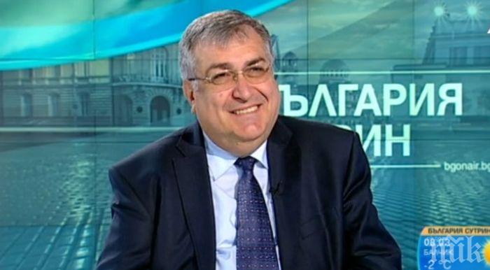 Проф. Близнашки: Една държава без партии е фашистка държава 