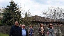 Жозеф Дол дойде тайно в поморийско село (СНИМКИ)