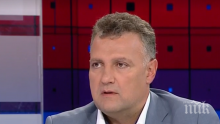 Валентин Николов застава на мястото на Делян Добрев като шеф на икономическата комисия