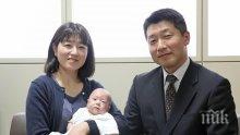 НЕВЕРОЯТНО: Изписват от болница най-малкото бебе, родено с тегло 258 грама
