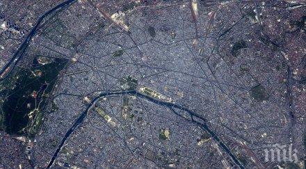 пожарът нотр дам заснет космоса снимки