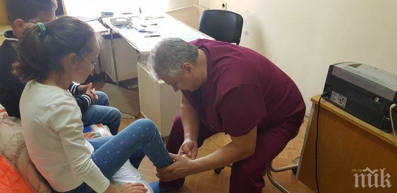 Лекари от Пирогов прегледаха близо 350 деца от Ямбол на Лазаровден (СНИМКИ)