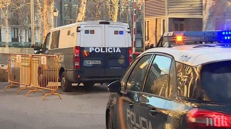 НА КОСЪМ: Oсуетиха джихадистко нападение в Испания