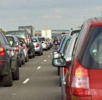ВАЖНО: Спират камионите по пътища и магистрали в петък (КАРТА)