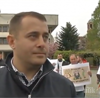 Служители на фирми за дърводобив в Севлиево на протест! Кметът знае за проблемите, но нехае 