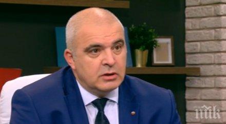 депутатът герб маноил манев новите правила закона оръжията пречат ловците колекционерите