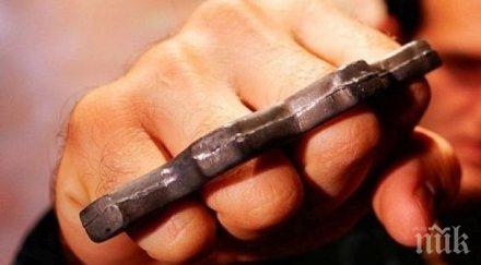 докога нападнаха баба нож бокс дома