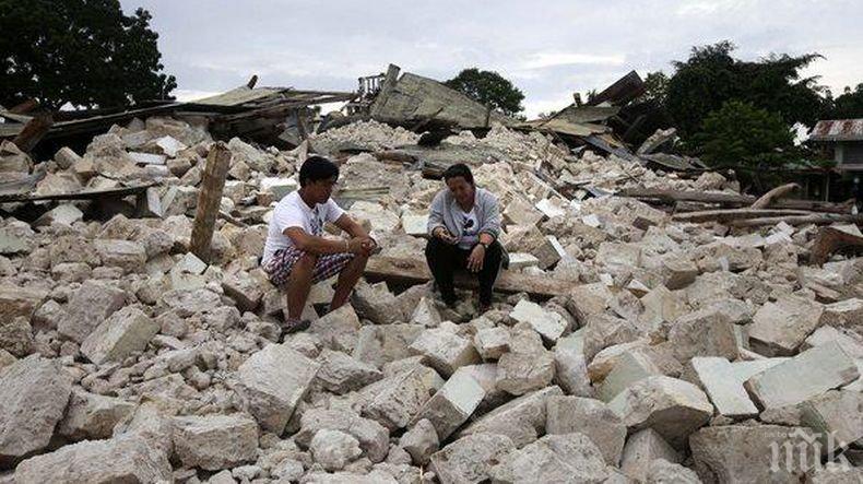 Продължава спасителната операция след земетресението във Филипините