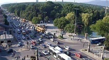 футболен мач променя трафика орлов мост